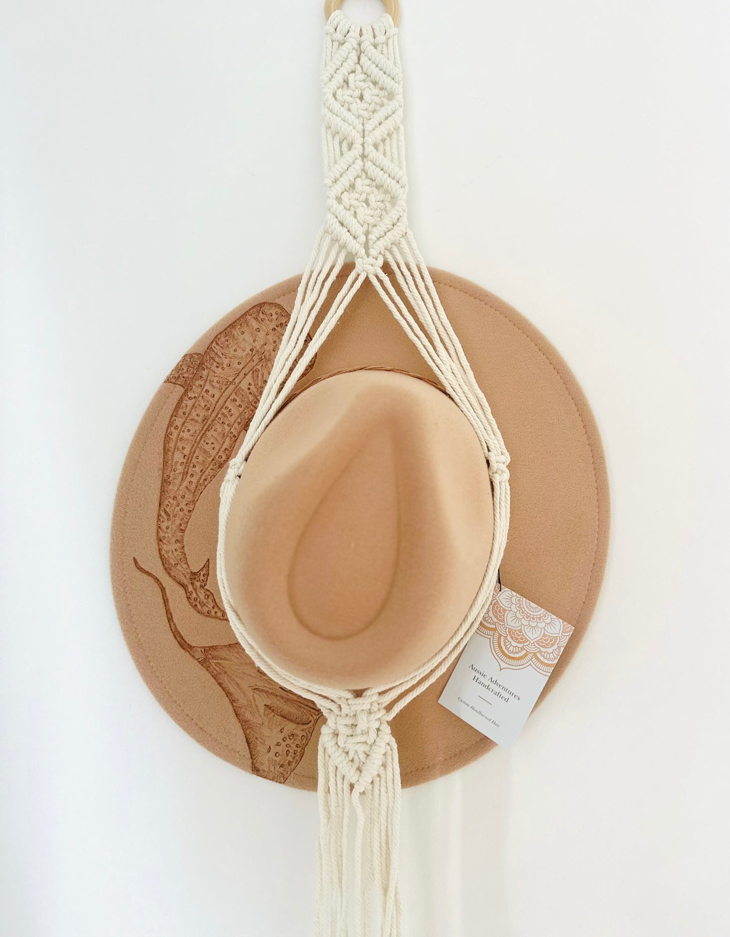 Realistic animal handburned hat